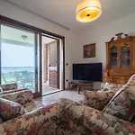 Apartamento La Terrazza Sul Golfo Di 1 *